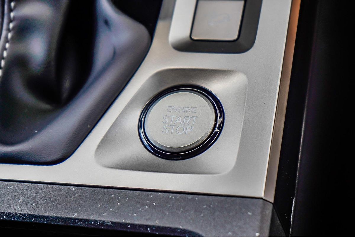 2025 Kia Tasman SX TK 4X4