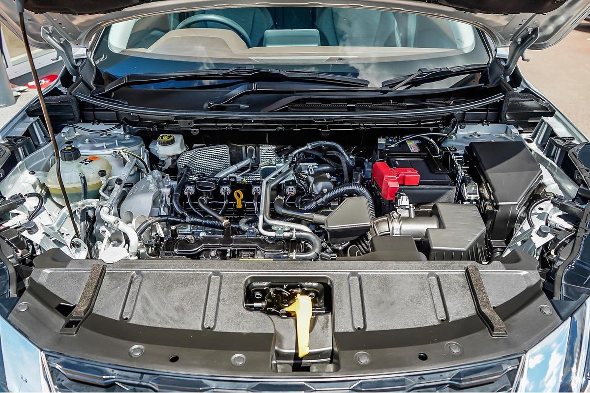 2025 Nissan X-TRAIL ST T33