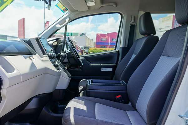 2021 Toyota Hiace Commuter GDH322R ELWB High Roof