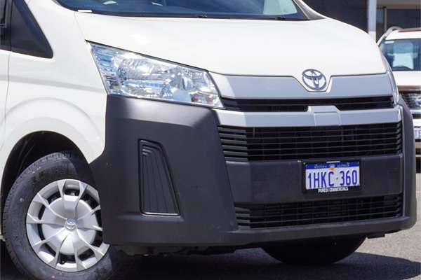 2021 Toyota Hiace Commuter GDH322R ELWB High Roof