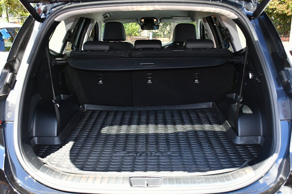 2023 Hyundai Santa Fe Hybrid Elite TM.V4