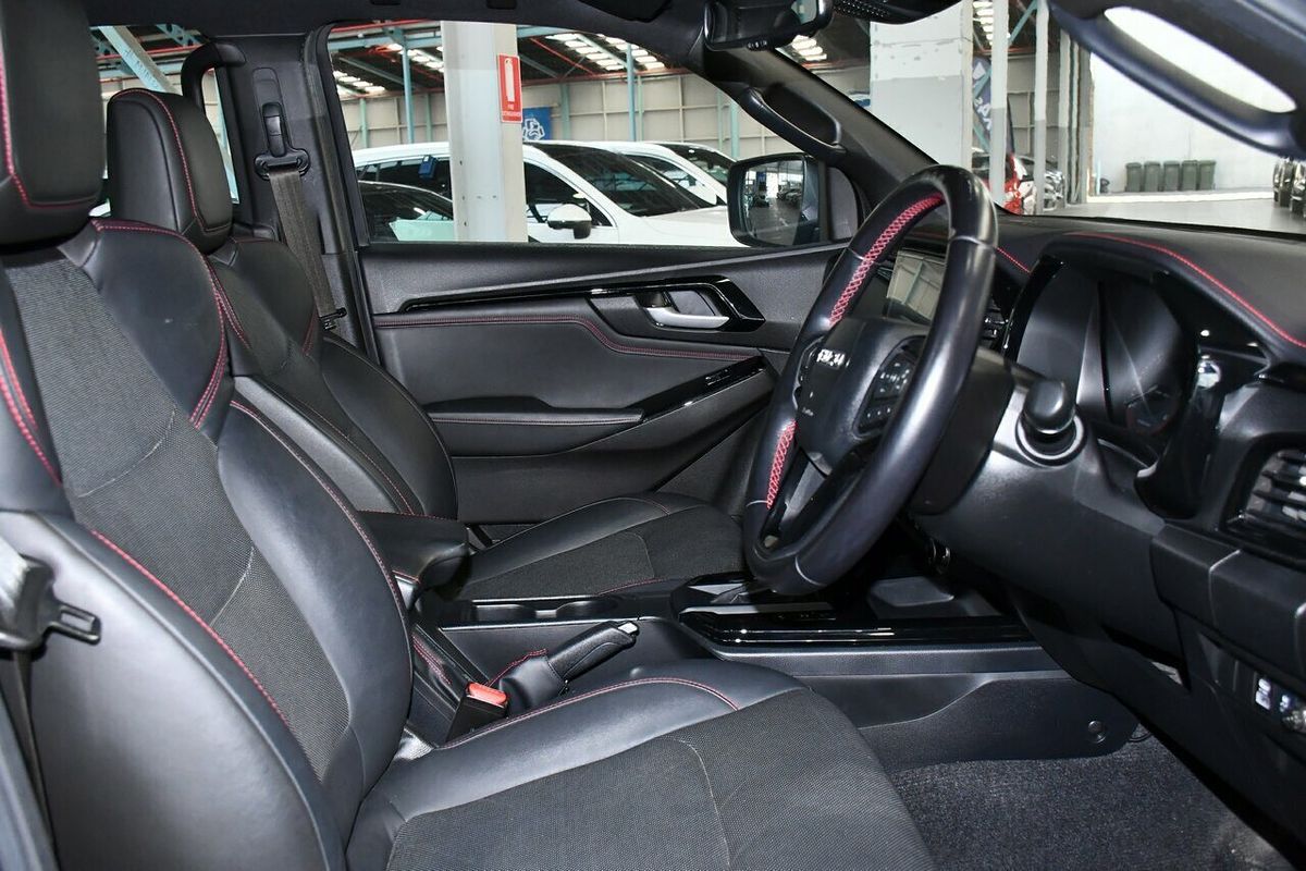 2022 Isuzu D-MAX X-TERRAIN 4X4