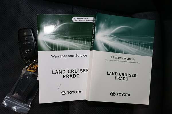 2025 Toyota Landcruiser Prado VX GDJ251R