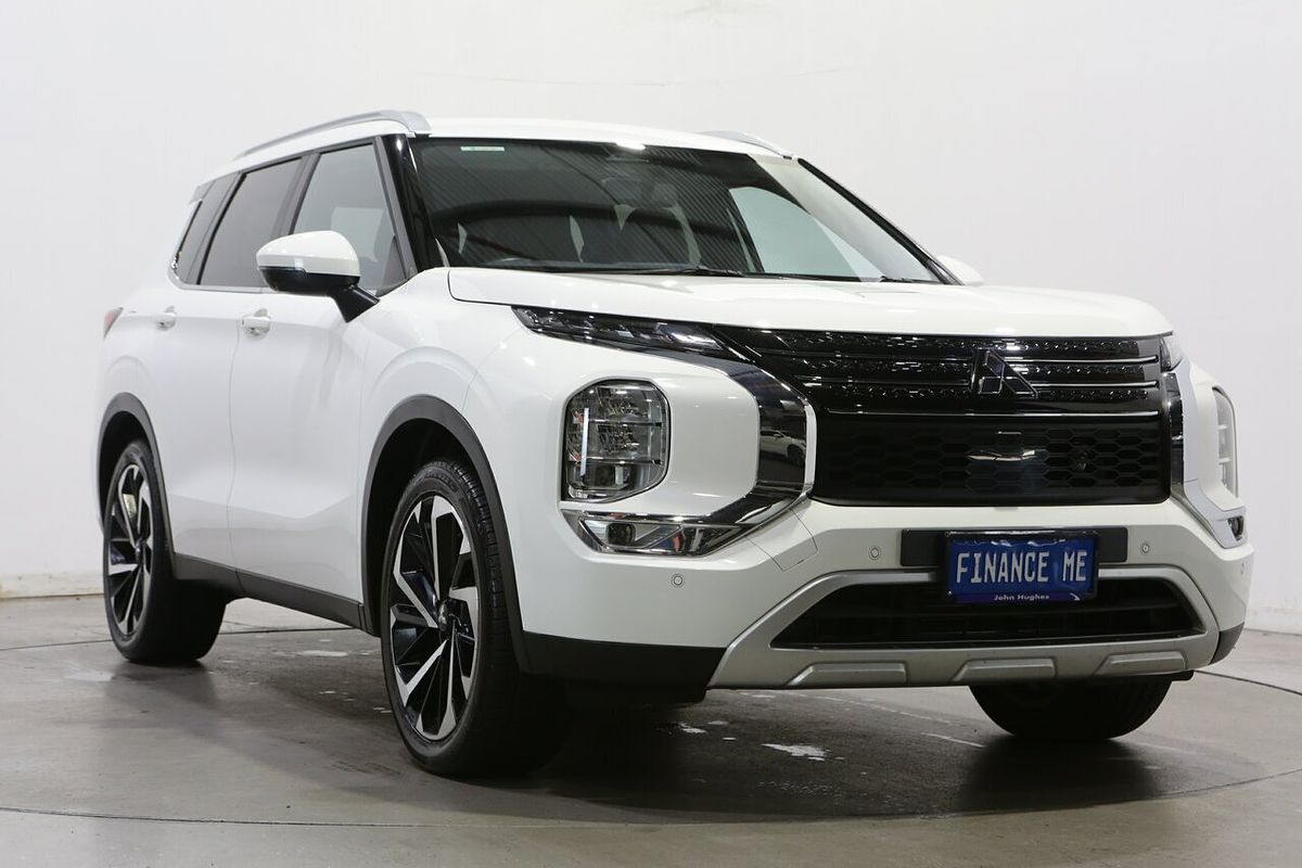2024 Mitsubishi Outlander ES ZM