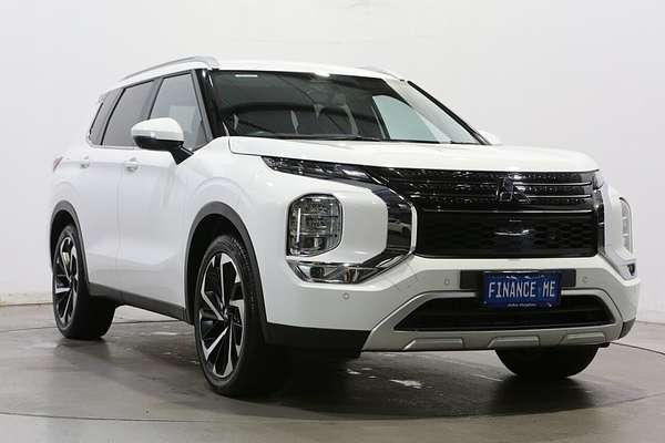 2024 Mitsubishi Outlander ES ZM