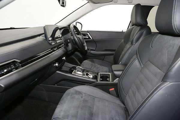 2024 Mitsubishi Outlander ES ZM