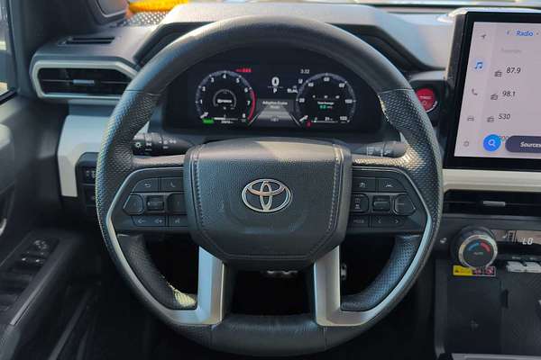 2024 Toyota Tacoma TRD Sport Hybrid