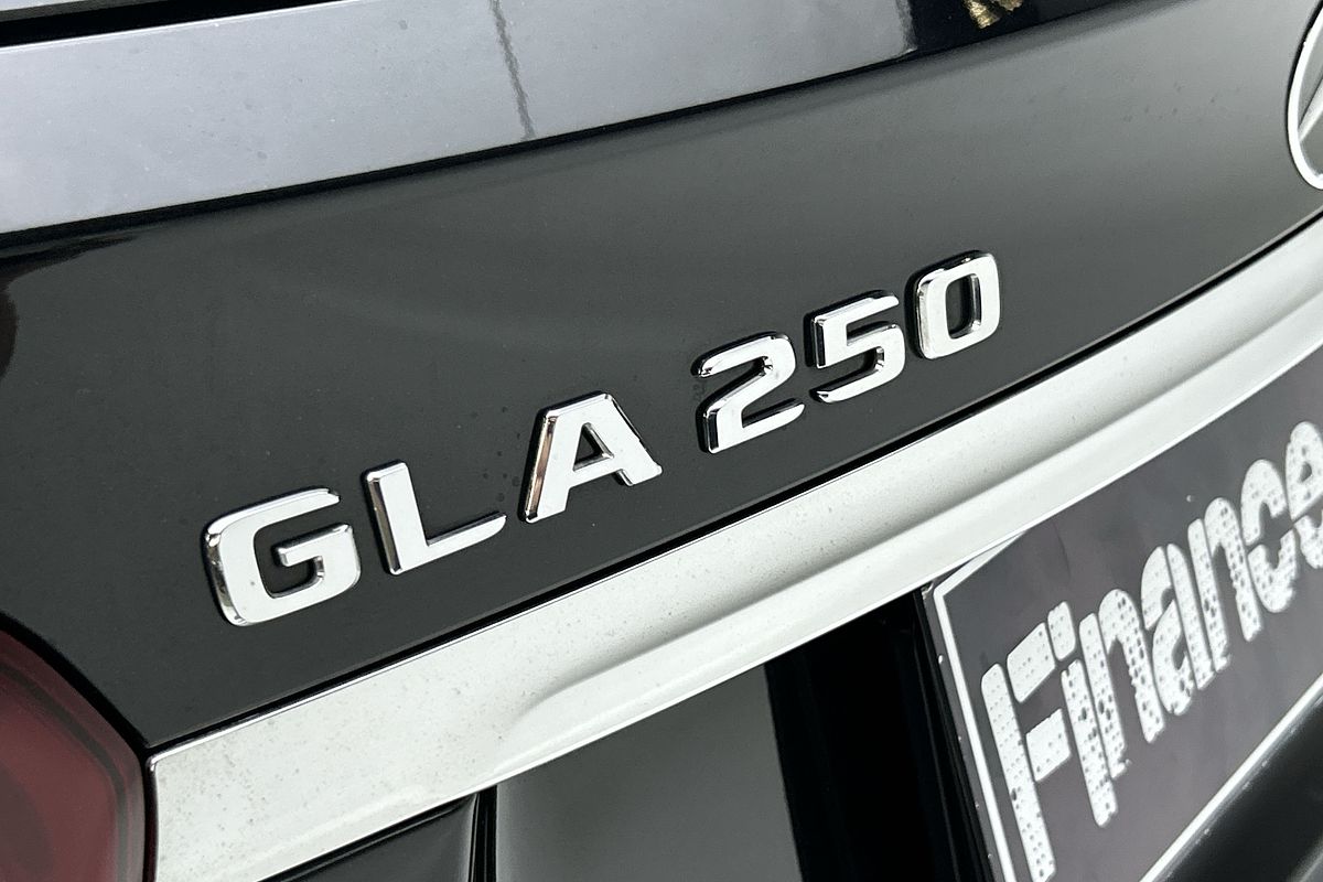 2018 Mercedes-Benz GLA-Class GLA250 X156