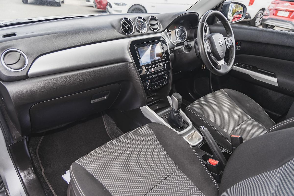 2017 Suzuki Vitara GL+ LY