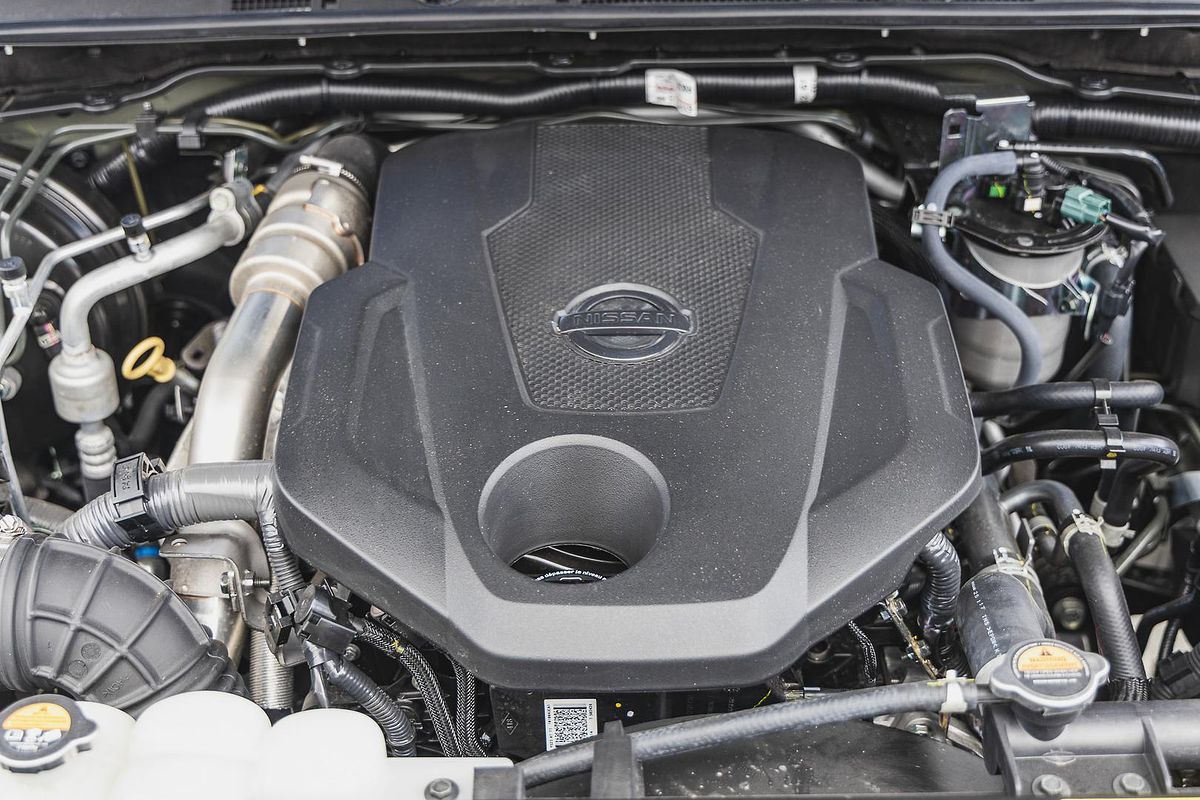 2025 Nissan Navara ST D23 4X4