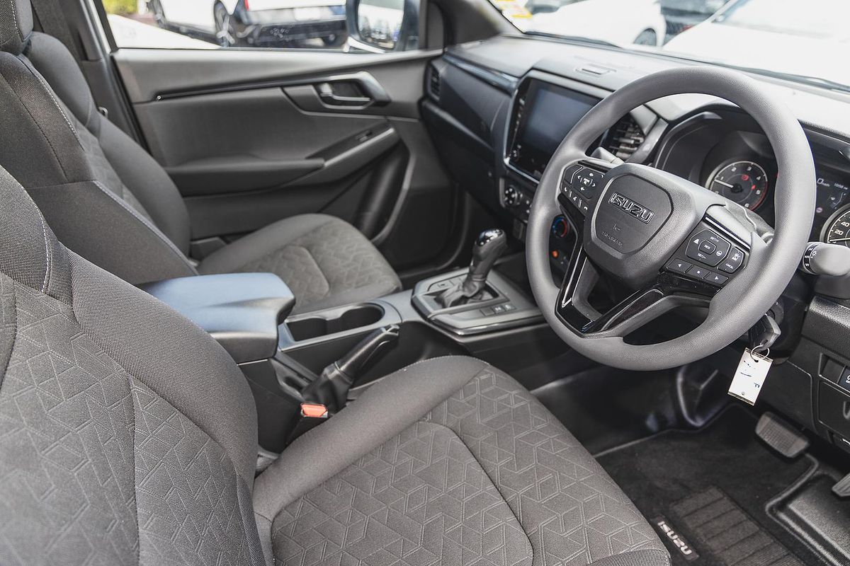 2025 Isuzu D-MAX X-RIDER 4X4