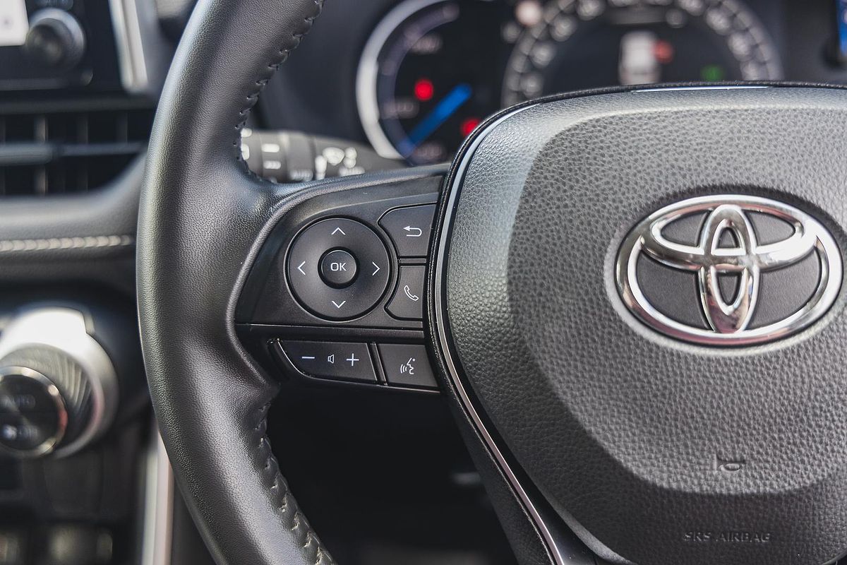 2024 Toyota RAV4 GXL AXAH54R
