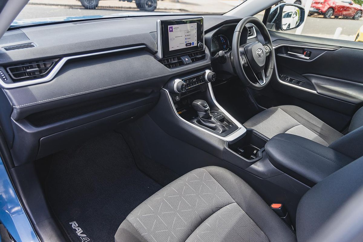 2024 Toyota RAV4 GXL AXAH54R