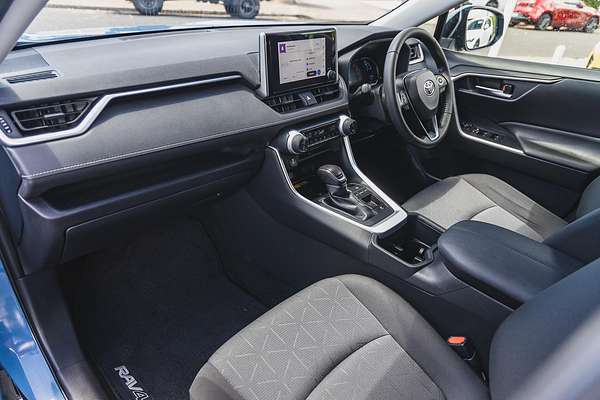 2024 Toyota RAV4 GXL AXAH54R
