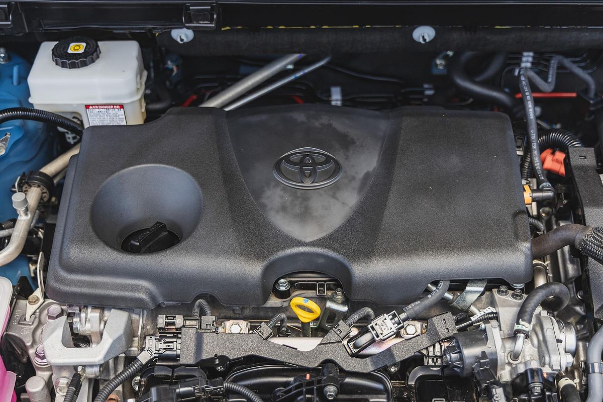 2024 Toyota RAV4 GXL AXAH54R