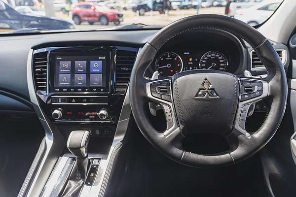 2023 Mitsubishi Pajero Sport GLS QF