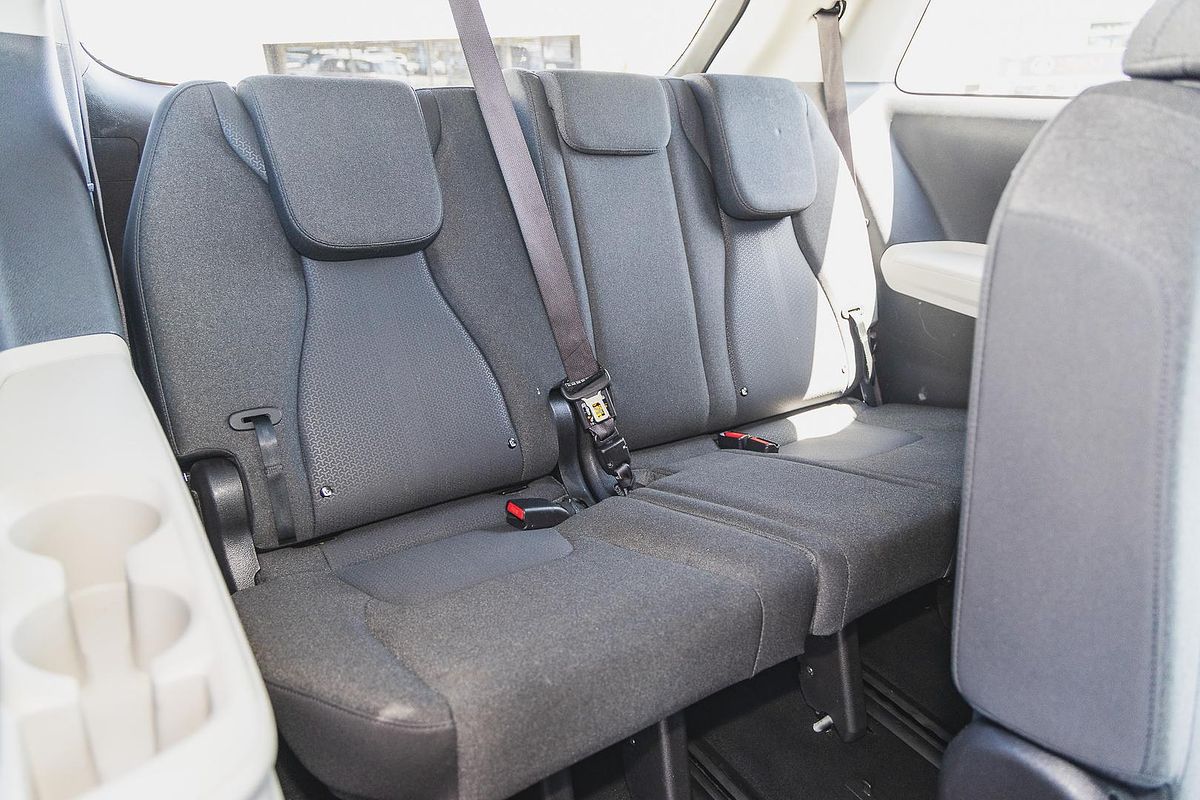 2022 Kia Carnival S KA4