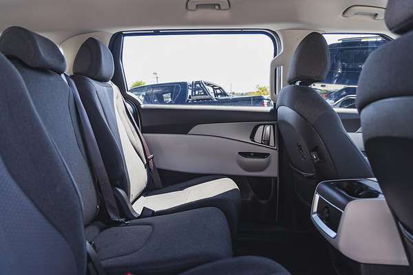 2022 Kia Carnival S KA4