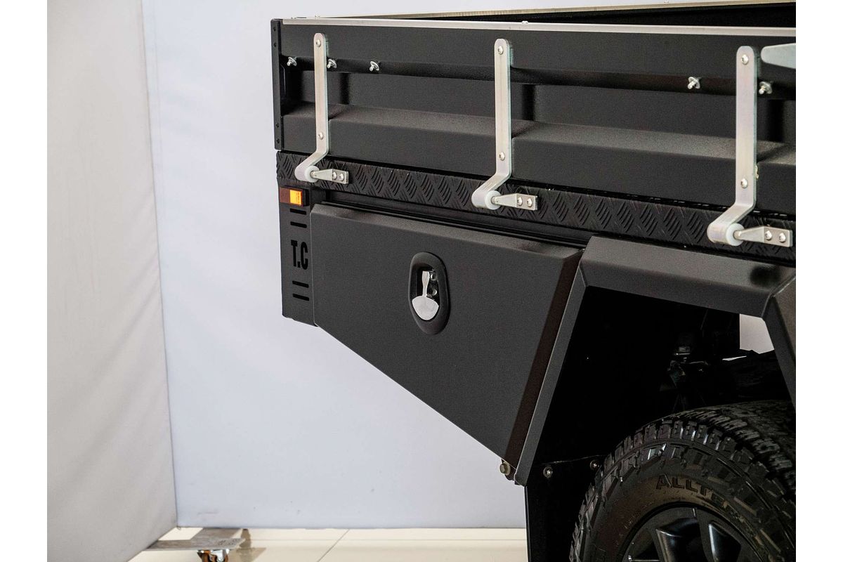 2018 Toyota Hilux SR5 GUN126R 4X4