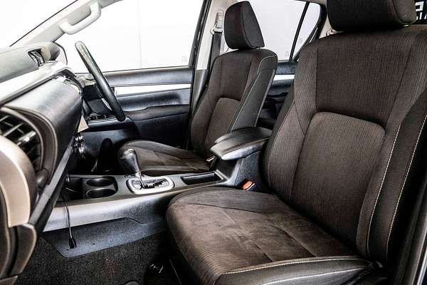 2018 Toyota Hilux SR5 GUN126R 4X4