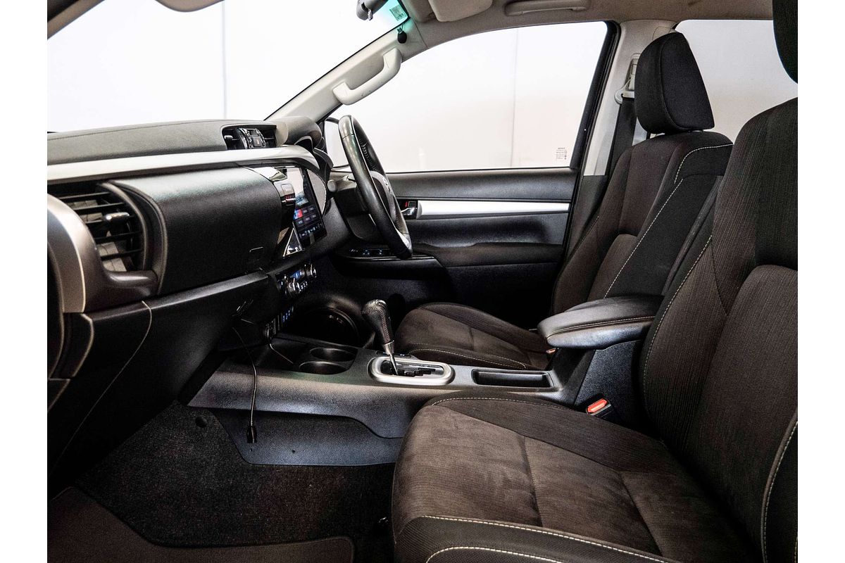 2018 Toyota Hilux SR5 GUN126R 4X4