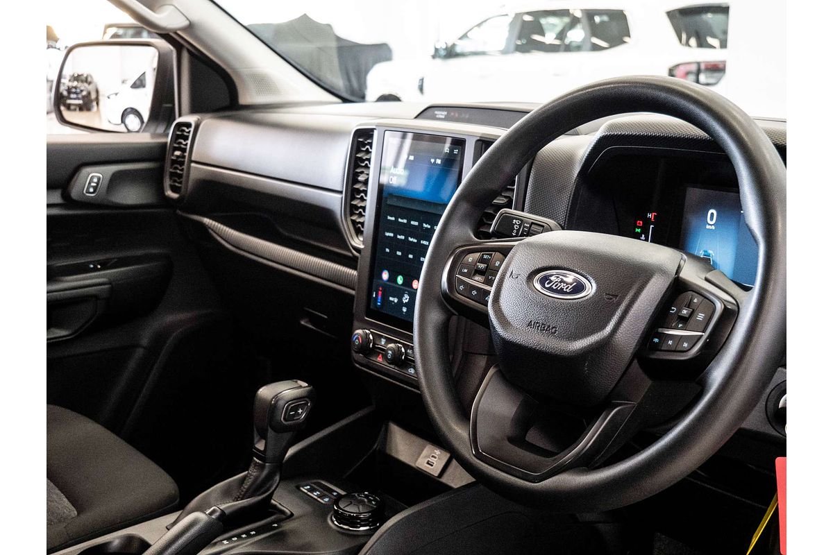 2024 Ford Ranger XL 4X4 2.0L