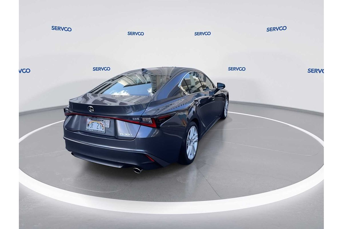 2022 Lexus IS