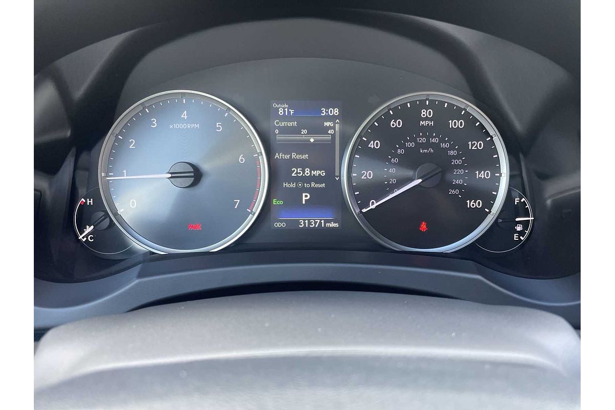 2022 Lexus IS