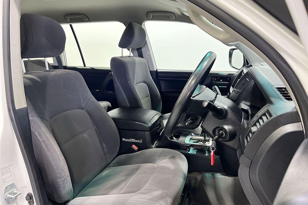 2017 Toyota Landcruiser GX VDJ200R