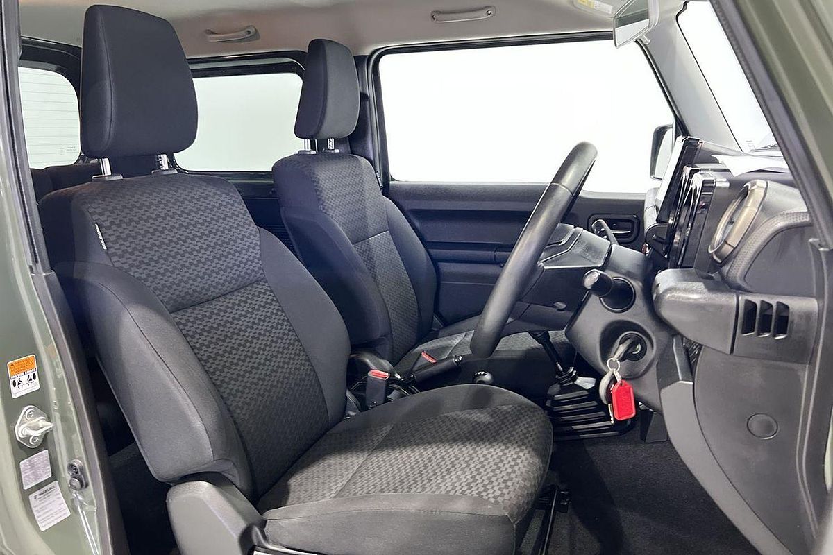 2023 Suzuki Jimny GLX GJ