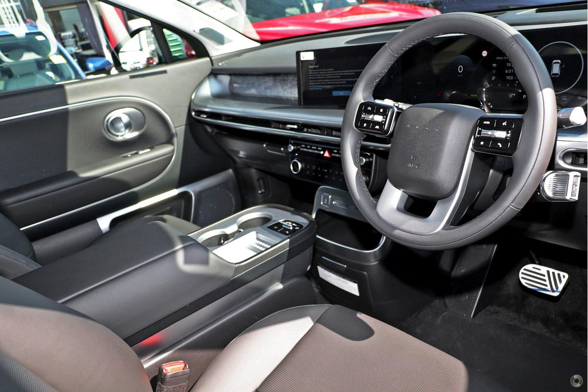 2025 Hyundai IONIQ 9 Calligraphy ME.V1