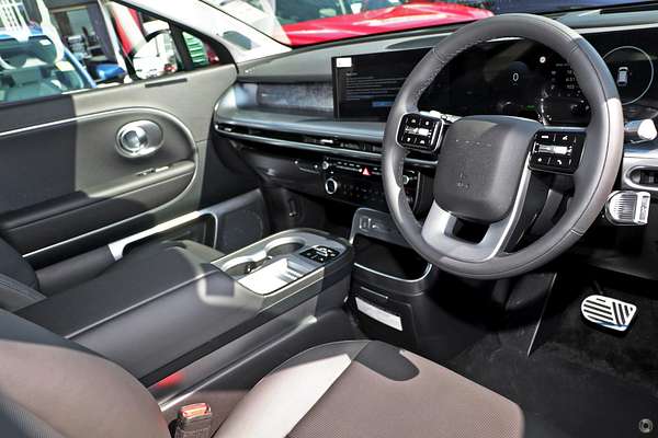 2025 Hyundai IONIQ 9 Calligraphy ME.V1