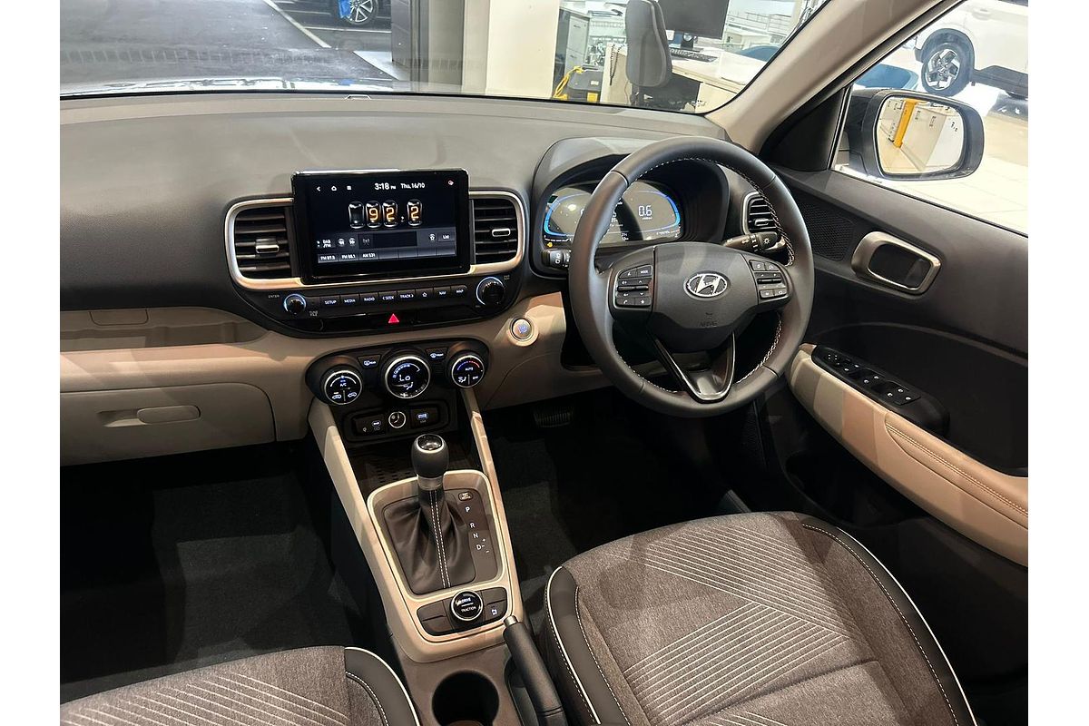 2025 Hyundai Venue Elite QX.V5