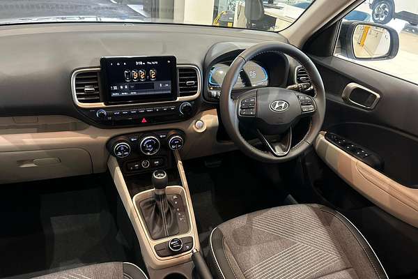 2025 Hyundai Venue Elite QX.V5