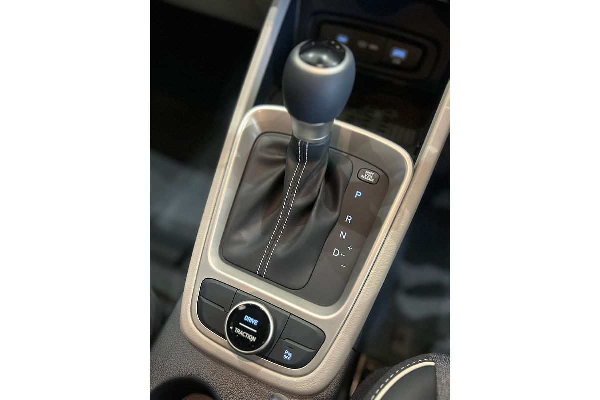 2025 Hyundai Venue Elite QX.V5