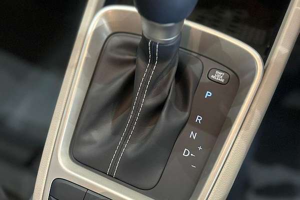 2025 Hyundai Venue Elite QX.V5