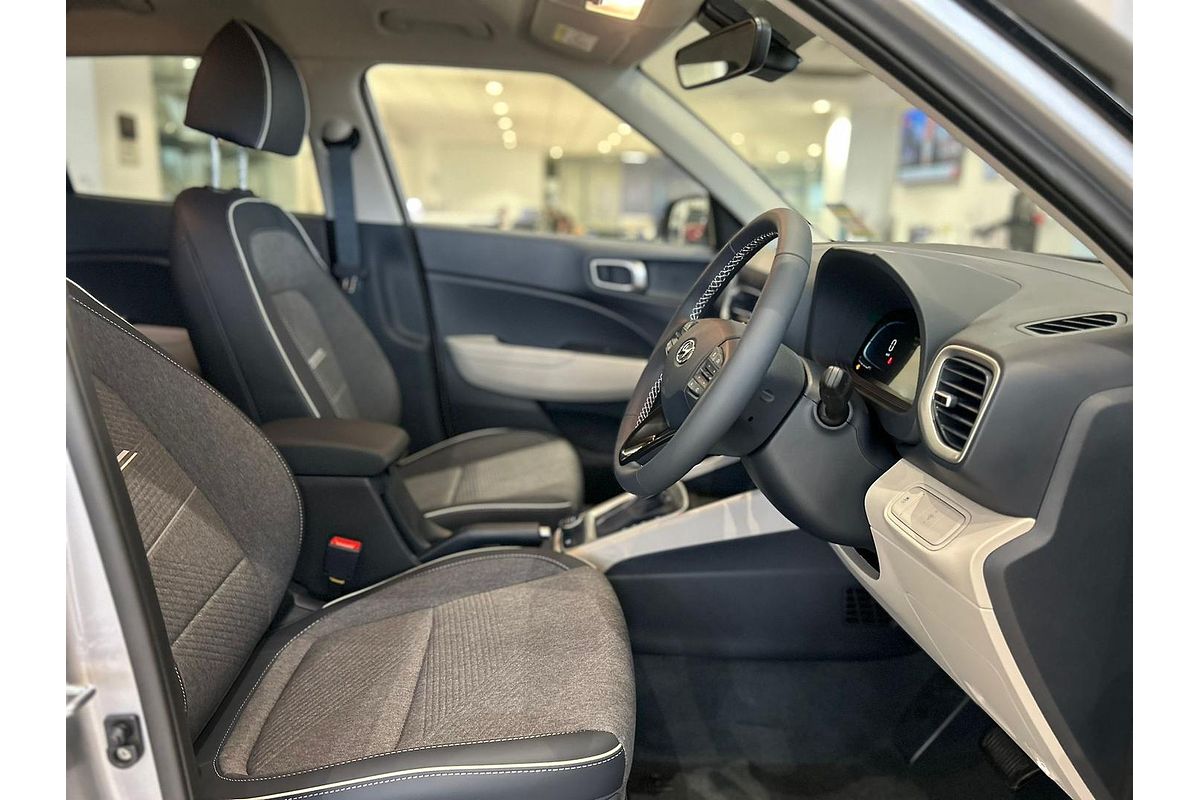 2025 Hyundai Venue Elite QX.V5