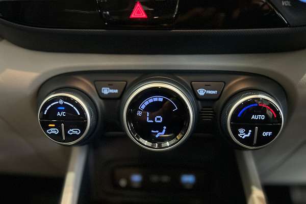 2025 Hyundai Venue Elite QX.V5