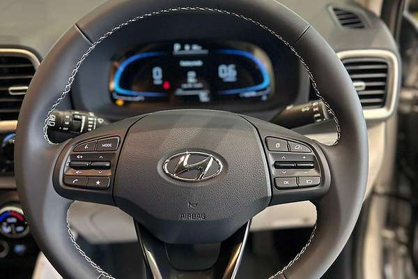 2025 Hyundai Venue Elite QX.V5