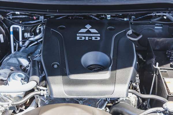 2023 Mitsubishi Pajero Sport GLS QF