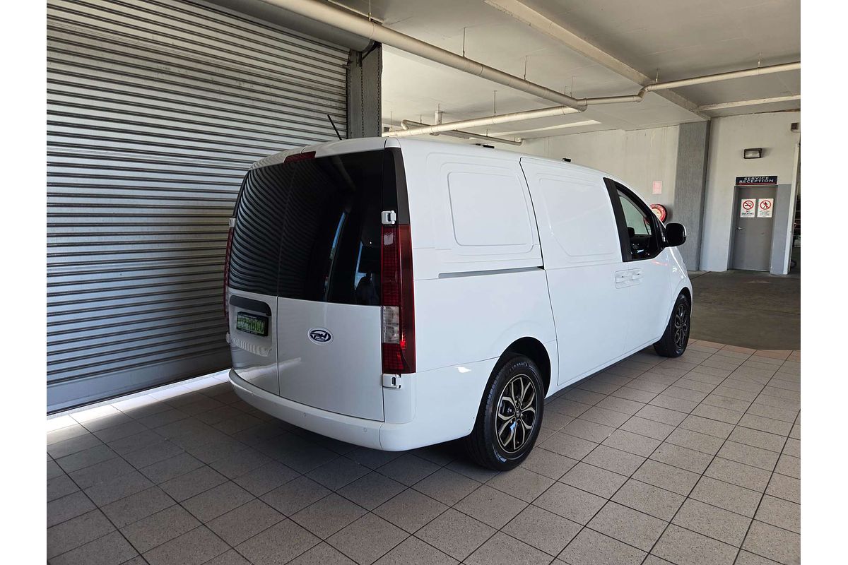 STARIA US4.V2 MY23 LOAD 2S 2.2D TWIN SWING 2.2L DT4 TURBO CDI 8 SP AUTOMATIC SEQUENTIAL 5D VAN 