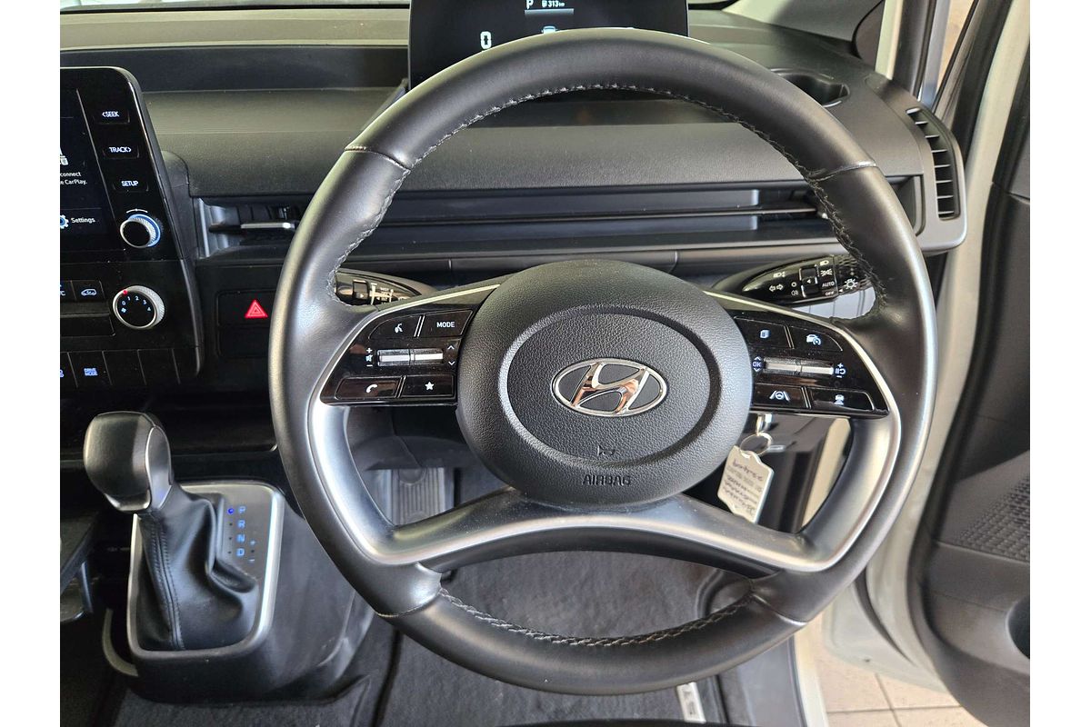 STARIA US4.V2 MY23 LOAD 2S 2.2D TWIN SWING 2.2L DT4 TURBO CDI 8 SP AUTOMATIC SEQUENTIAL 5D VAN 