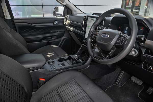 2022 Ford Everest Ambiente 2.0L