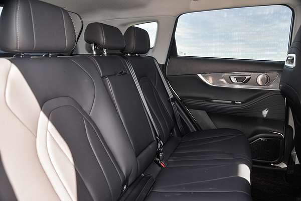 2025 Chery Tiggo 7 Super Hybrid Ultimate T32