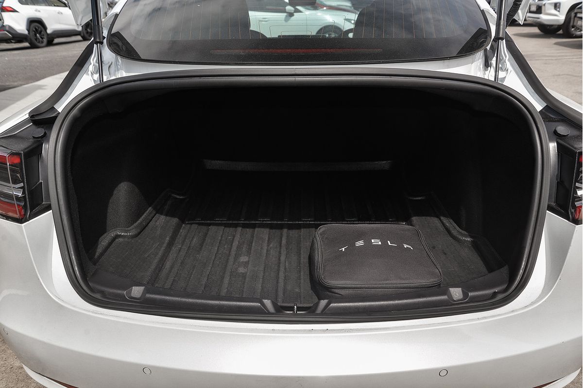 2019 Tesla Model 3 Performance