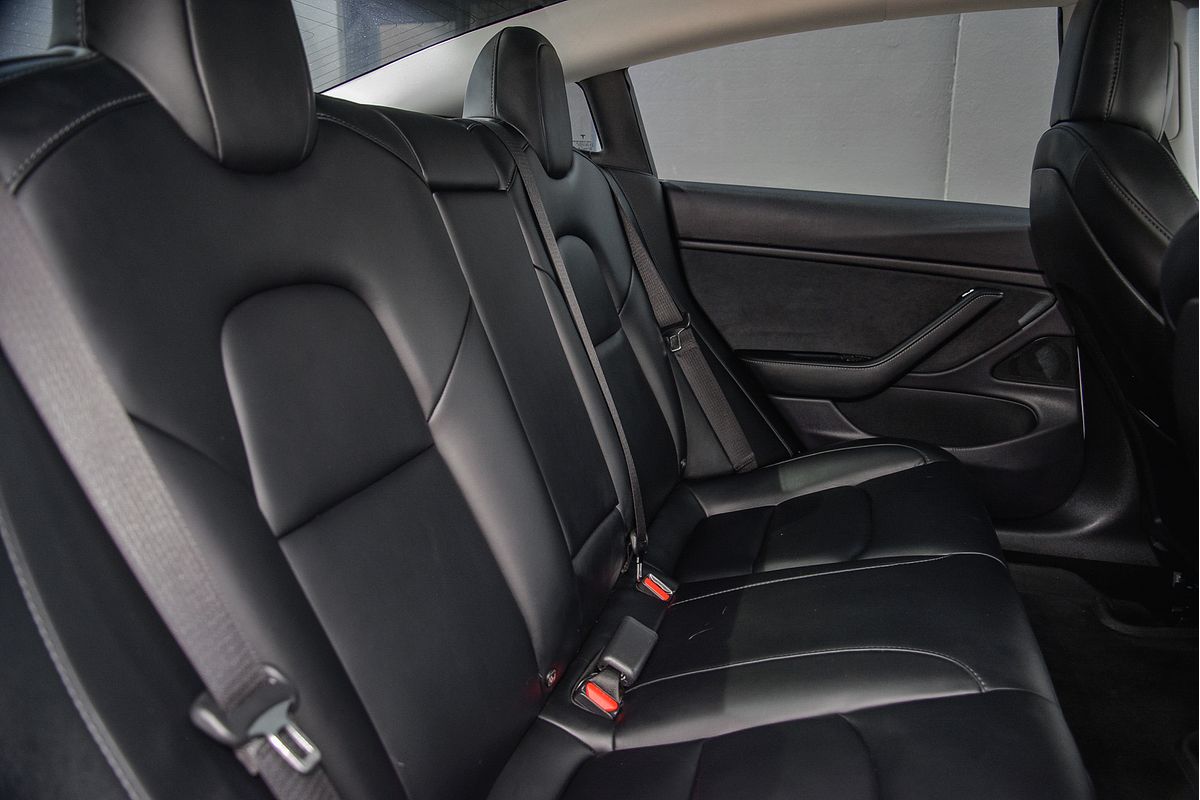 2019 Tesla Model 3 Performance