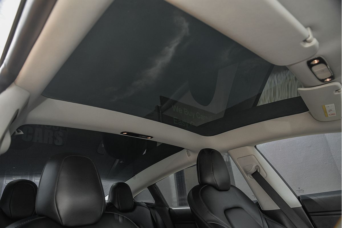 2019 Tesla Model 3 Performance