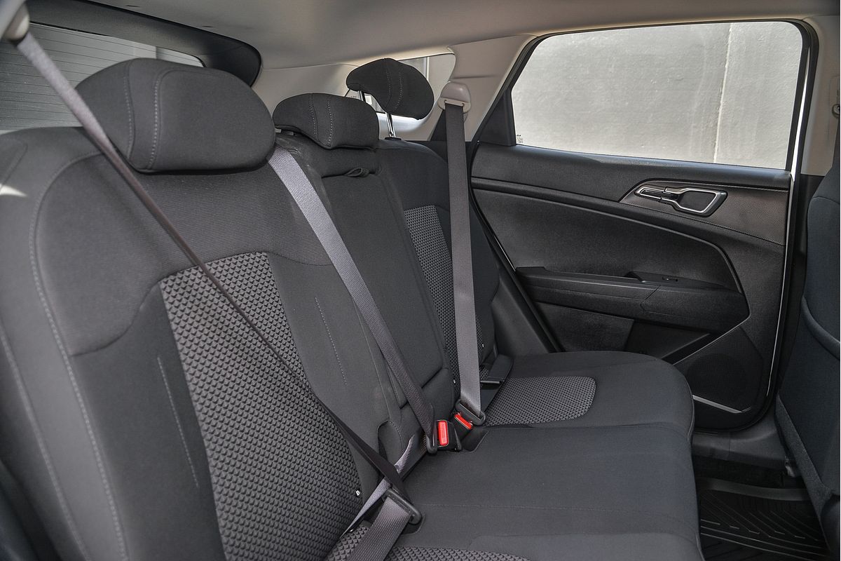 2023 Kia Sportage S NQ5