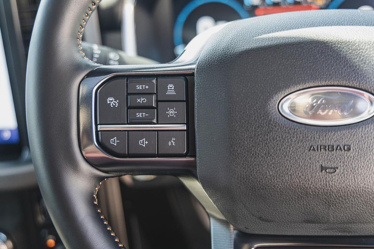 2022 Ford F-150 Platinum 4X4