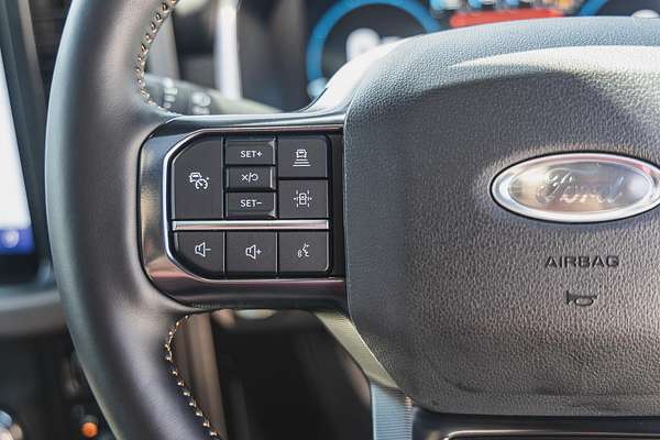 2022 Ford F-150 Platinum 4X4